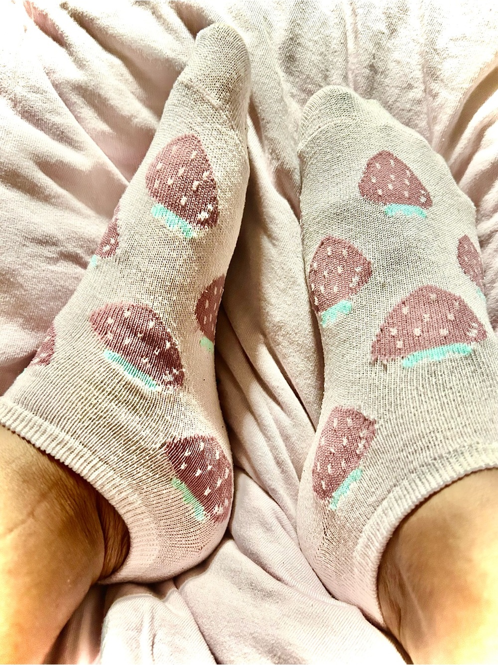 🌱Women’s Low-Cut Strawberry Patch Socks 🍓